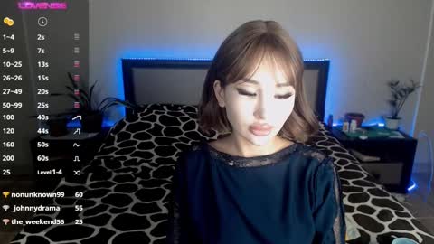 Iza Lim online show from 01.24.25