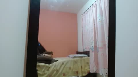 Izzyy online show from 11.17.25