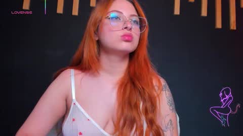 hot izys online show from 02.05.26