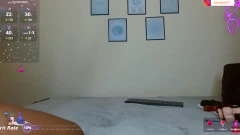 Izzabel Valentine online show from 09.26.25