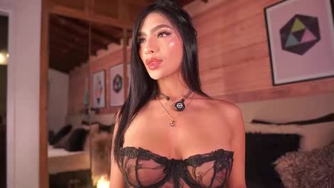 izzywild1 online show from 11.24.25