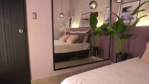 Snapshot of izzywild1 chatting on 02.06.26 izzywild1 online show from 02.06.26