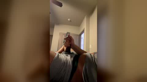 Snapshot of j865769 chatting on 05.15.26 j865769 online show from 05.15.26