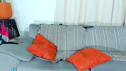 Calix  Independient model Insta and twt Calixsnake online show from 12.03.24