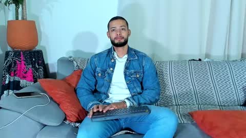 Calix  Independient model Insta and twt Calixsnake online show from 12.08.24