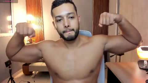 Snapshot of j_calix chatting on 06.09.26 Calix Independient model Insta and twt Calixsnake online show from 06.09.26