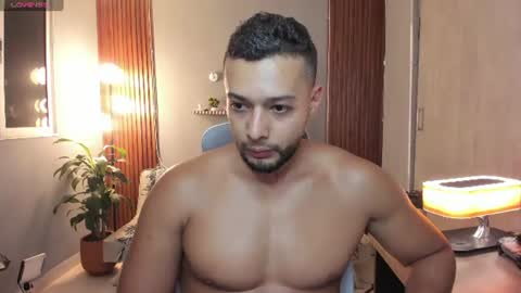 Snapshot of j_calix chatting on 06.15.26 Calix Independient model Insta and twt Calixsnake online show from 06.15.26