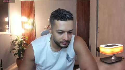 Snapshot of j_calix chatting on 06.17.26 Calix Independient model Insta and twt Calixsnake online show from 06.17.26
