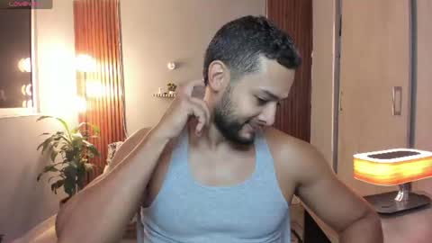 Snapshot of j_calix chatting on 06.29.26 Calix Independient model Insta and twt Calixsnake online show from 06.29.26