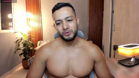 Snapshot of j_calix chatting on 07.21.26 Calix Independient model Insta and twt Calixsnake online show from 07.21.26