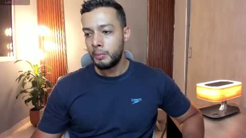 Snapshot of j_calix chatting on 07.25.26 Calix Independient model Insta and twt Calixsnake online show from 07.25.26