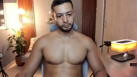 Snapshot of j_calix chatting on 07.31.26 Calix Independient model Insta and twt Calixsnake online show from 07.31.26