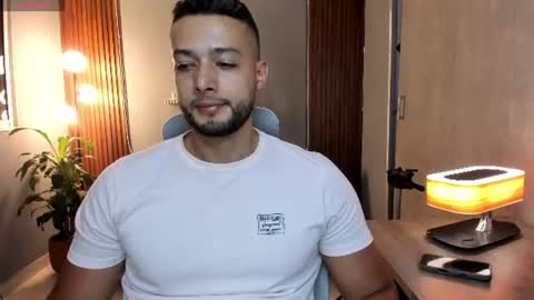 Snapshot of j_calix chatting on 08.01.26 Calix Independient model Insta and twt Calixsnake online show from 08.01.26