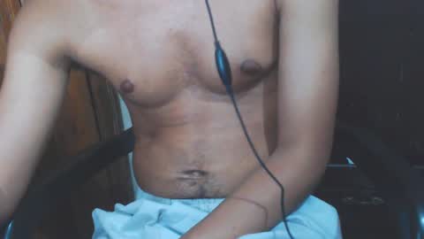 Snapshot of j_castello chatting on 01.07.25 J online show from 01.07.25