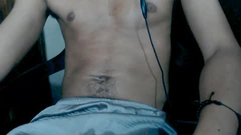 Snapshot of j_castello chatting on 02.17.25 J online show from 02.17.25