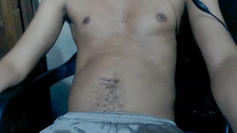 Snapshot of j_castello chatting on 02.18.25 J online show from 02.18.25