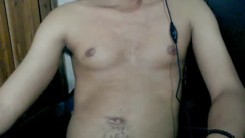 Snapshot of j_castello chatting on 02.23.25 J online show from 02.23.25