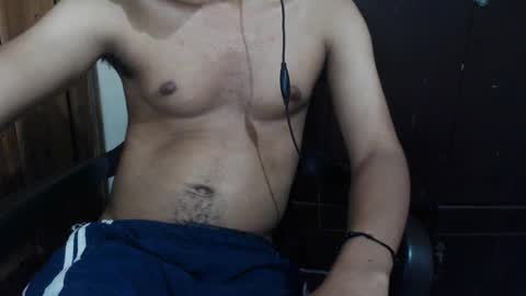 Snapshot of j_castello chatting on 03.12.25 J online show from 03.12.25