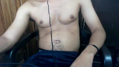 Snapshot of j_castello chatting on 09.23.25 J online show from 09.23.25