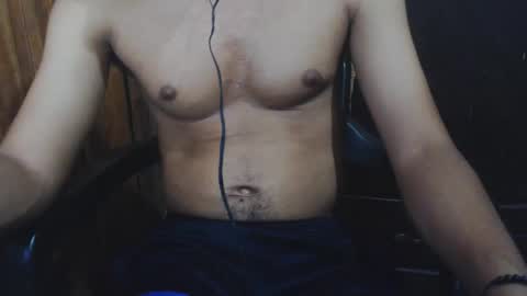 Snapshot of j_castello chatting on 09.24.25 J online show from 09.24.25