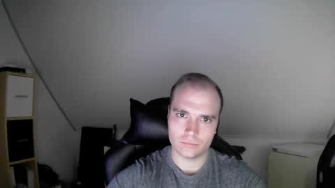 here4y online show from 11.02.25