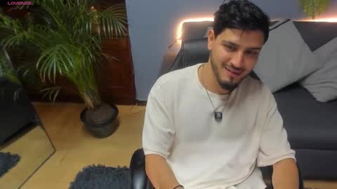 Snapshot of jaackdick_ chatting on 10.08.25 jack online show from 10.08.25