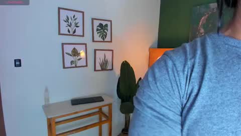 Snapshot of jabob_coper chatting on 09.15.25 David online show from 09.15.25