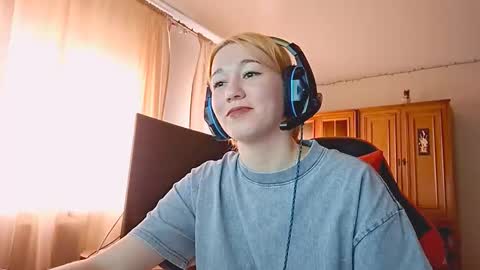 Snapshot of jacelyngarcea chatting on 10.16.25 Lilo online show from 10.16.25