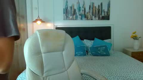 Snapshot of jack__thomas chatting on 06.15.26 JACK TOMAS online show from 06.15.26