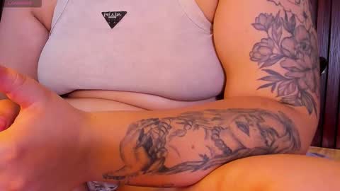   online show from 11.12.25