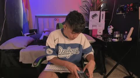 Snapshot of jack_castell chatting on 05.16.26 JACK CASTELL online show from 05.16.26