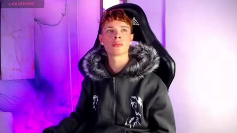 Snapshot of jack_frosst_ chatting on 06.23.26 JACK online show from 06.23.26
