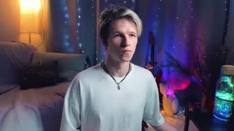 Snapshot of jack_frozt chatting on 04.21.26 brestonsweet online show from 04.21.26