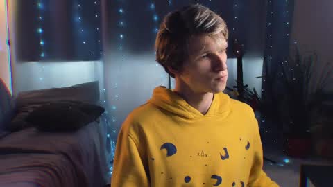 Snapshot of jack_frozt chatting on 05.14.26 brestonsweet online show from 05.14.26