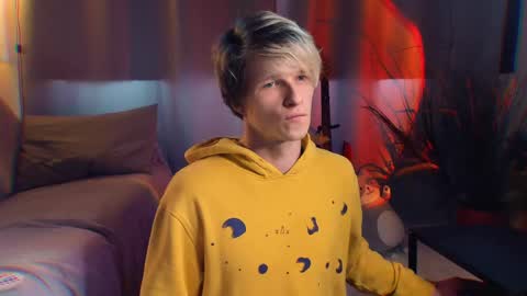 Snapshot of jack_frozt chatting on 05.16.26 brestonsweet online show from 05.16.26