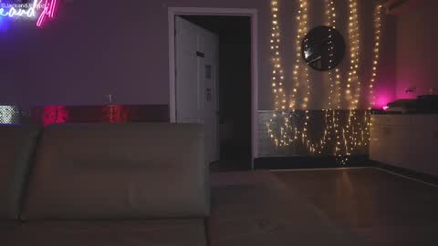 JackJill online show from 10.06.25