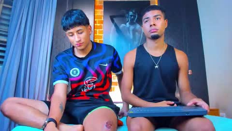 Snapshot of jackandjoes chatting on 12.18.25 Jack and Joes online show from 12.18.25