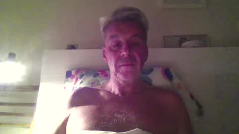Snapshot of jackblack650 chatting on 05.17.26 jackblack650 online show from 05.17.26