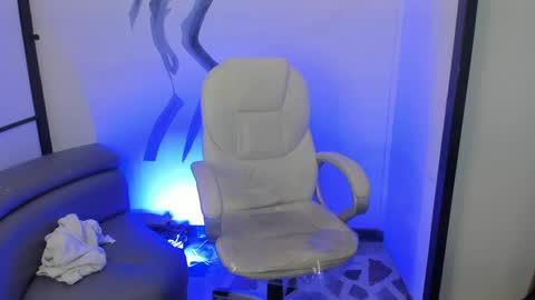 Snapshot of jackblanco_ chatting on 01.13.25 Jack White online show from 01.13.25