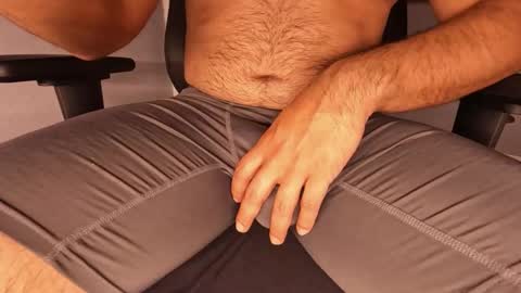 Snapshot of jackenwatch chatting on 12.17.25 jackenwatch online show from 12.17.25