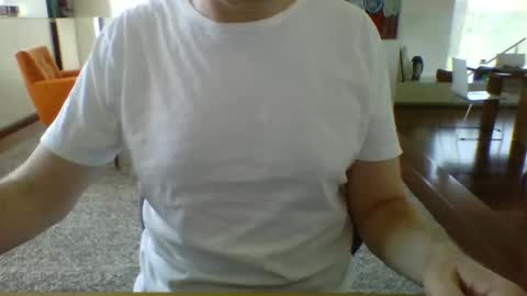 Snapshot of jackfact chatting on 03.04.25 Jack online show from 03.04.25