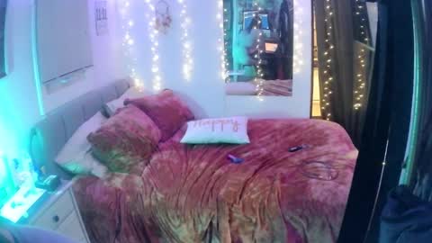 Snapshot of jacknjill113384 chatting on 02.16.25 jacknjill113384 online show from 02.16.25