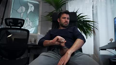 Snapshot of jackoffdude85 chatting on 04.26.26 Colten Carter online show from 04.26.26