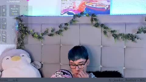 Snapshot of jacks_hotter chatting on 05.09.26 Jackson online show from 05.09.26