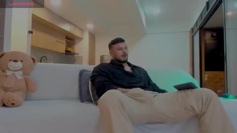 Jackson Wayne online show from 10.20.25