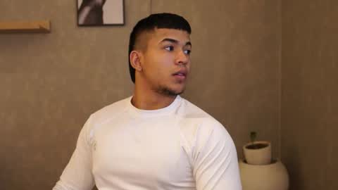 Jackson Bell online show from 04.07.26