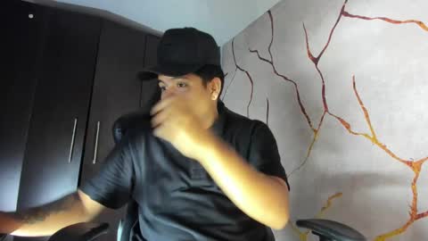 Snapshot of jacksonparker_ chatting on 12.30.24 Jackson online show from 12.30.24