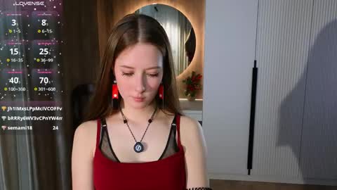 Snapshot of jaclynbuckaloo chatting on 05.11.26 Alice3 online show from 05.11.26