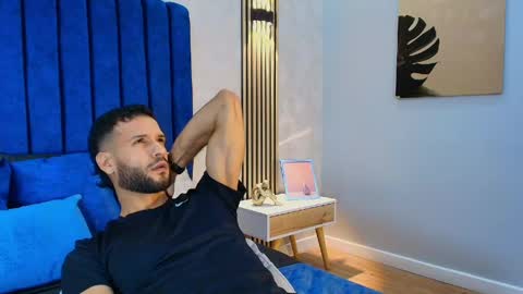 Snapshot of jacob_benelli chatting on 05.17.26 Jaco online show from 05.17.26