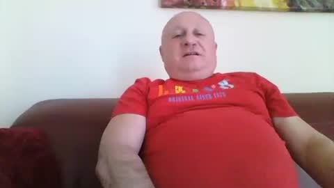 Snapshot of jacob_bron chatting on 04.19.26 jacob_bron online show from 04.19.26